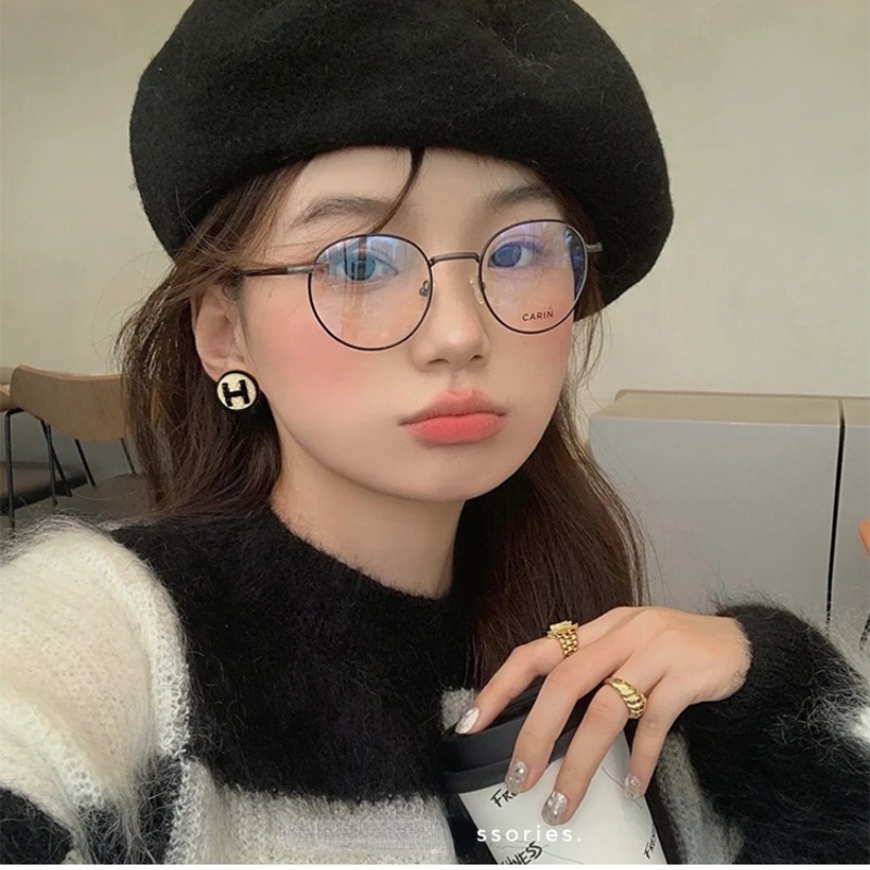 Anting Bulat Huruf H Hitam Dan Putih Vintage Untuk Wanita Aksesoris Korea