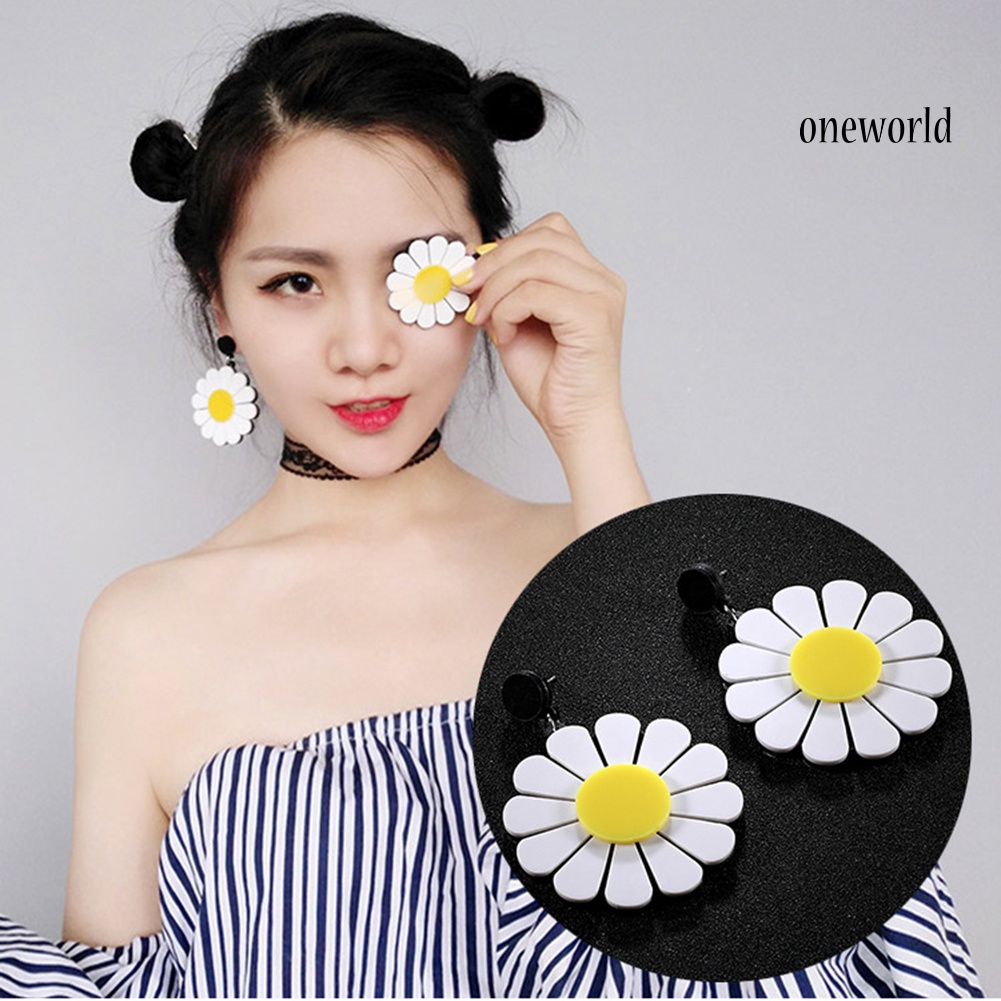 OW@ Fashion Acrylic Big Daisy Dangle Earrings Piercing Ear Pendant Women Party Decor