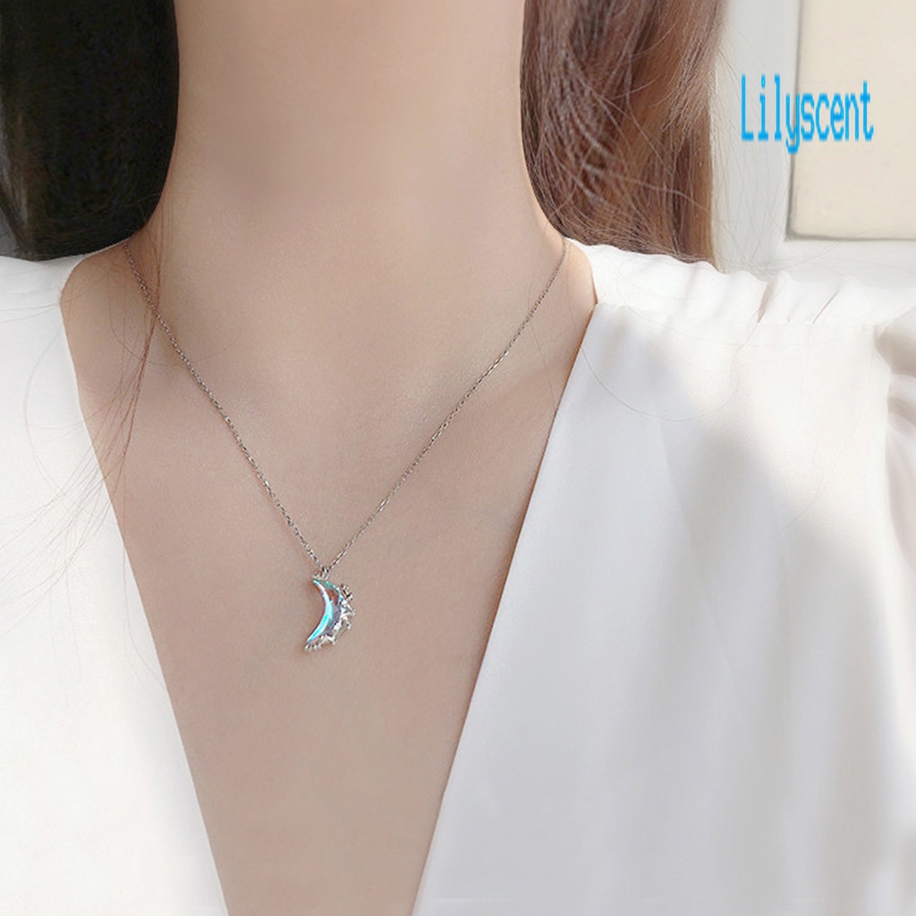 Kalung Dengan Liontin Bentuk Bulan Aksen Kristal Imitasi Gaya Korea Untuk Hadiah