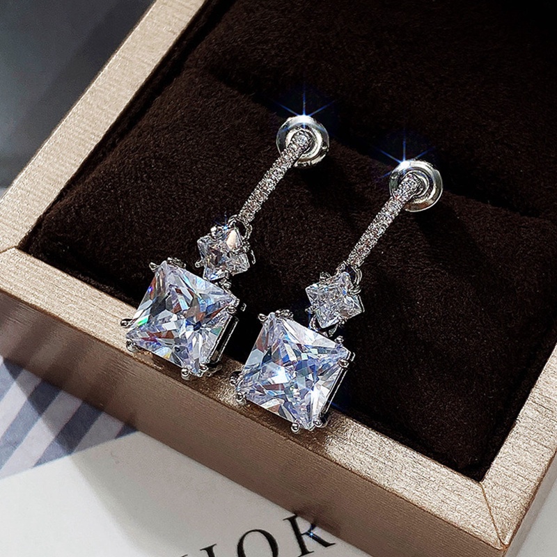 Anting Bentuk Persegi Bahan Cubic Zirconia Untuk Wanita