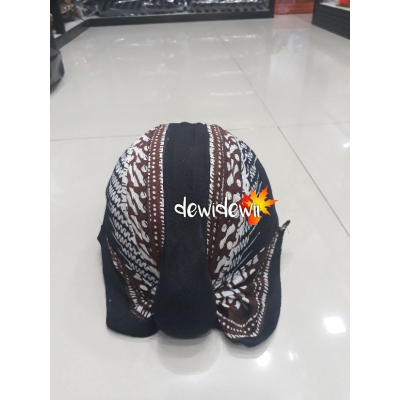 Blangkon Jogja Lipat Koncer/ Klewer, Motif Kemitir