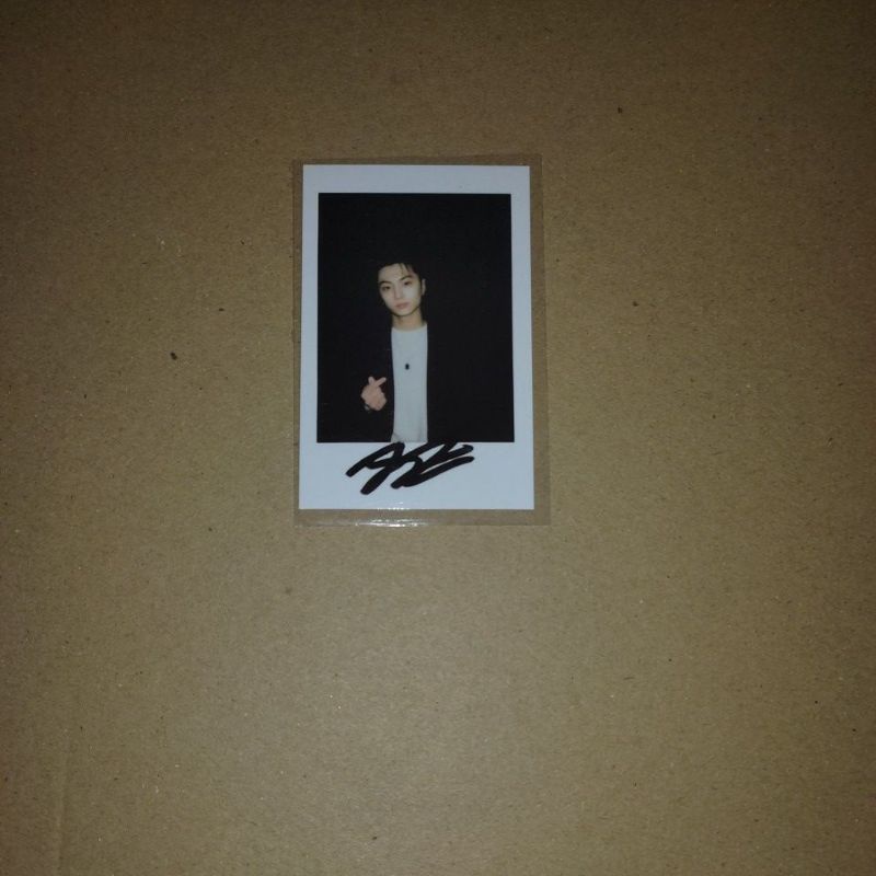 polaroid official jay enhypen yzy dimension answer