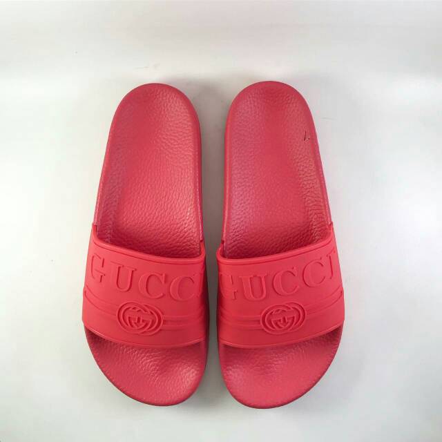 orange gucci flip flops