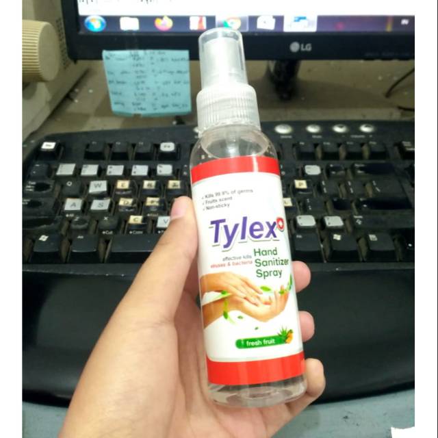 Hand sanitizer spray