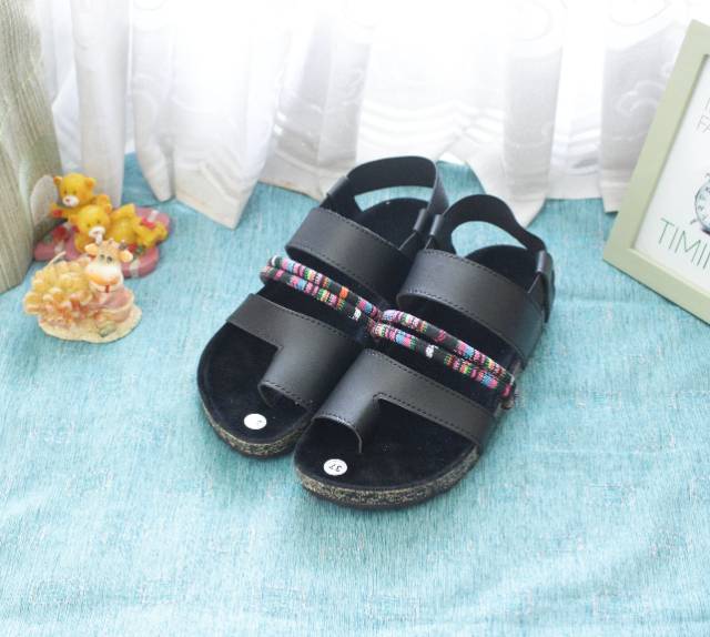 SB - ZOYYA SANDAL TALI TENUN HITAM