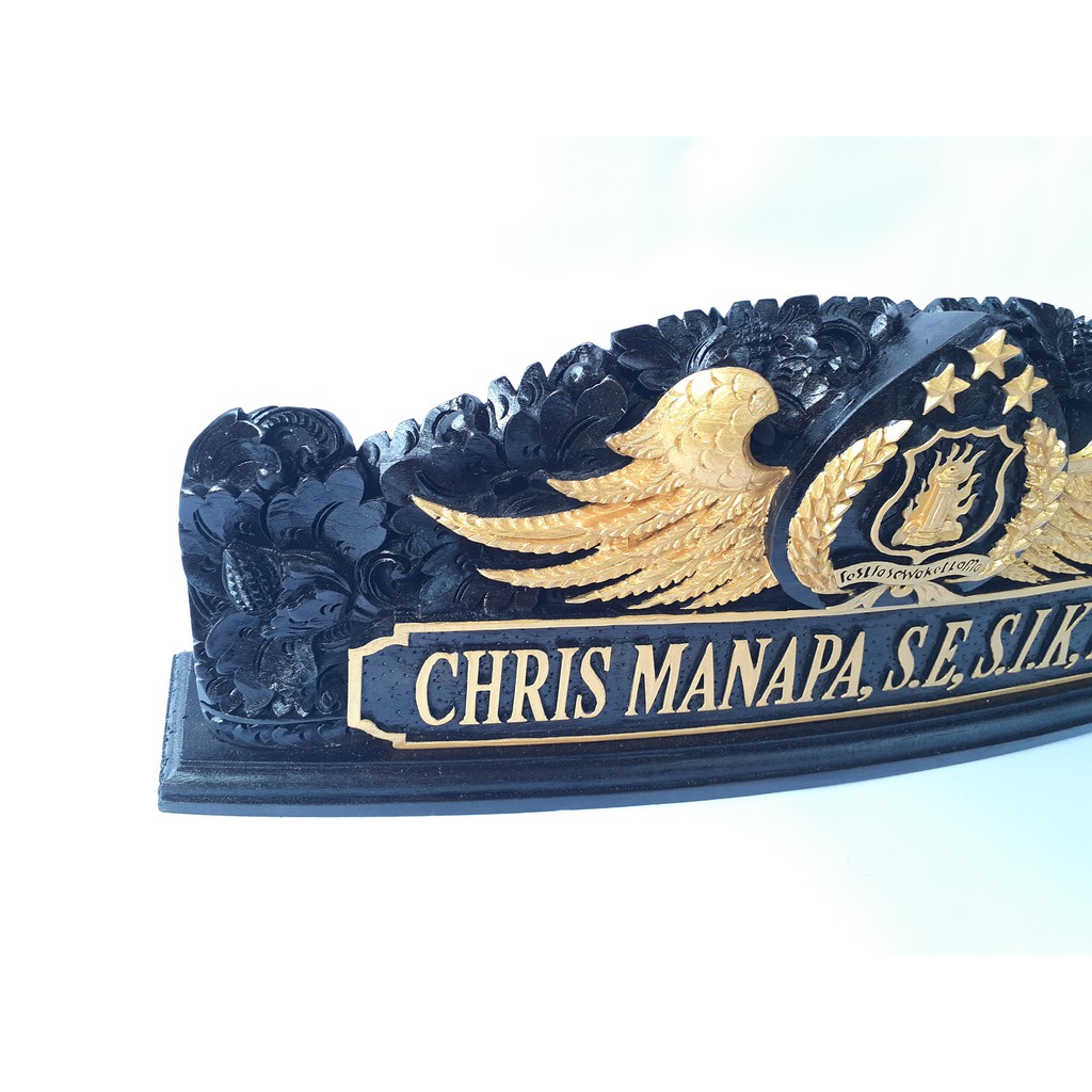 Papan nama meja nameplate kayu 53cm ukir bali lambang polisi