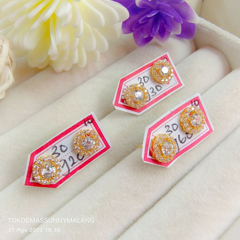 GIWANG ANTING MAHKOTA 300%/6K