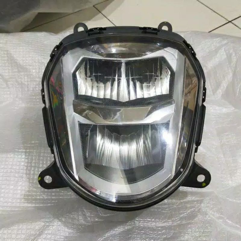 Lampu reflektor depan Honda Genio K0J