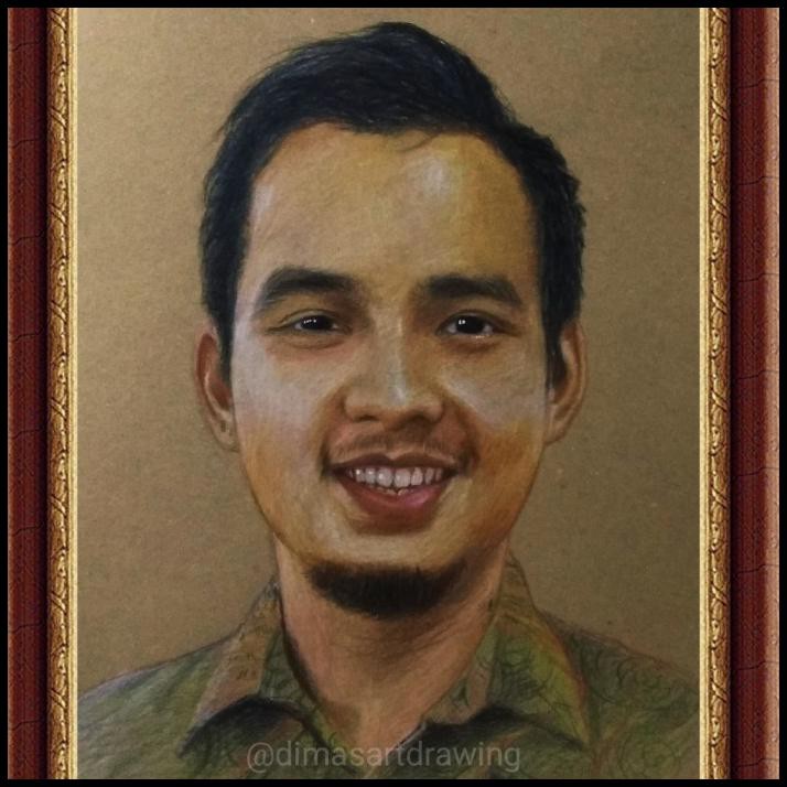 

Best Sale Sketsa/Drawing/Lukis Wajah Pensil Warna (Size.A5) - Berwarna, A4 (1Wajah)