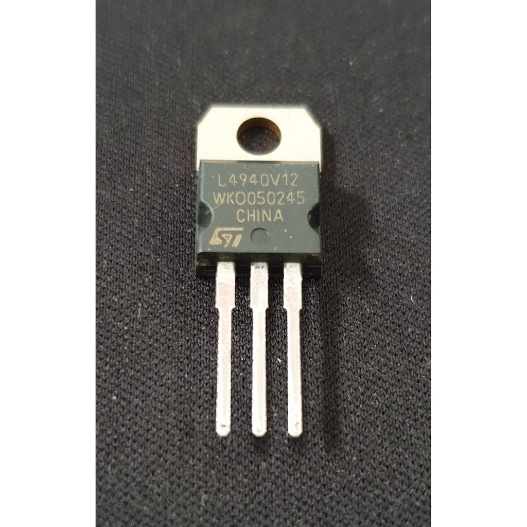 IC L4940V12 Very Low Drop Regulator Presisi 1.5Amp 12V