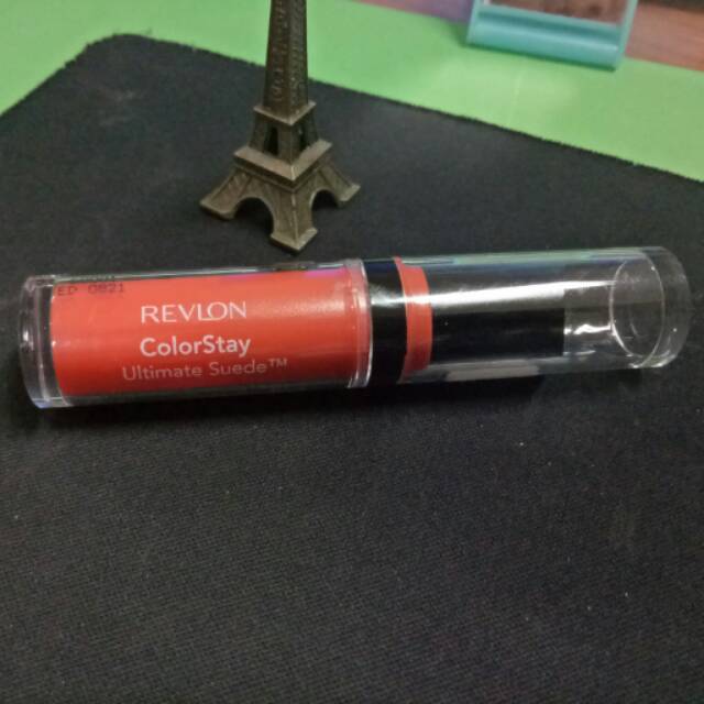 Revlon Colorstay Ultimate Suede #097