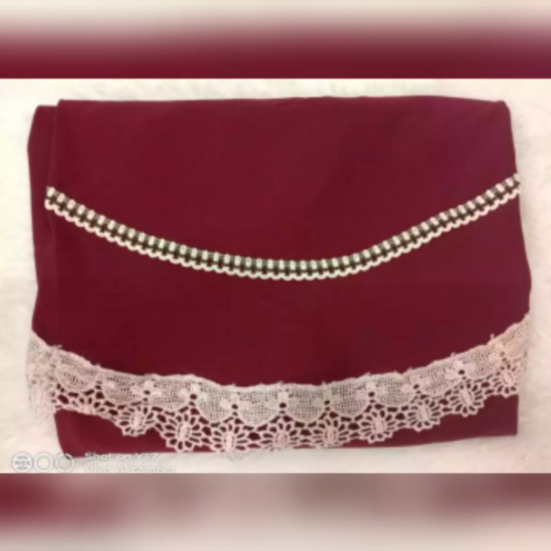 Hijab / Jilbab / Kerudung / Bergo / Khimar Instan Jersey Serut Renda List / Renda Serut Renda List Model Bergo Terbaru Termurah,Terjangkau dan Terlaris 2021/ Kerudung Wanita/ Muslimah Hijab-Marun