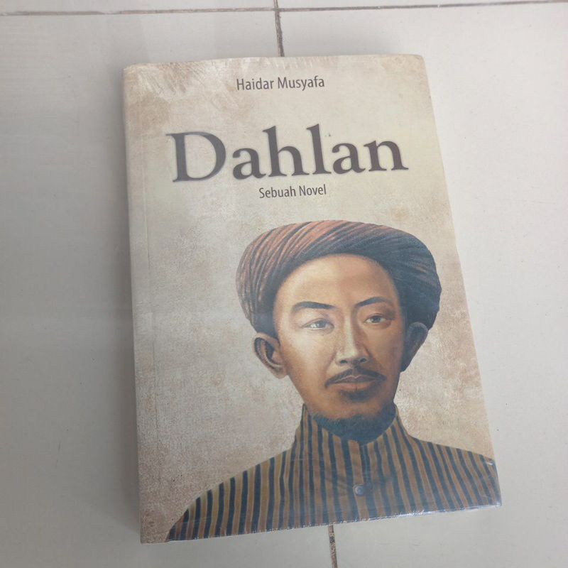 BUKU DAHLAN SEBUAH NOVEL