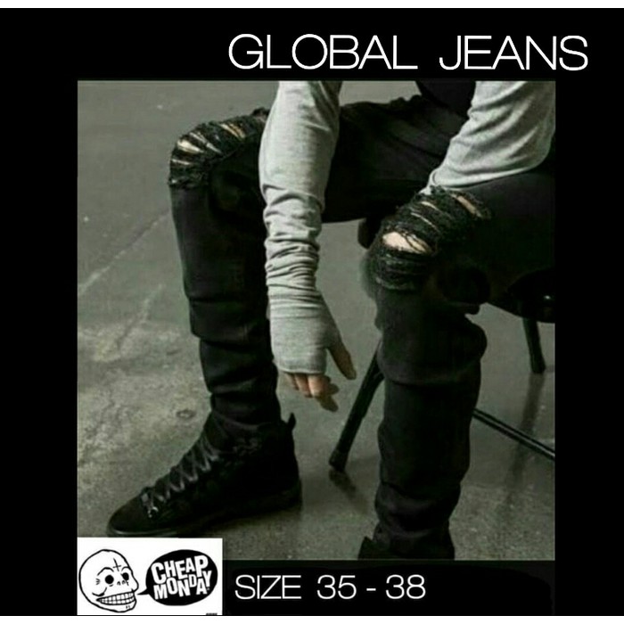 Celana Jeans Jumbo CHEAPMONDAY Black Ripped / Hitam Sobek Pria