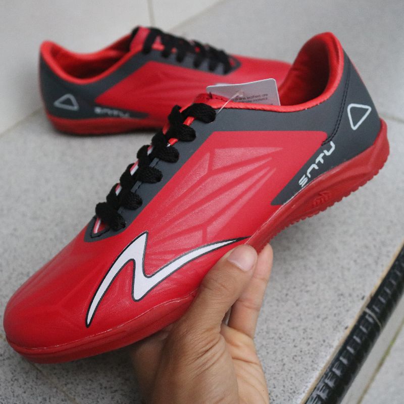 SEPATU FUTSAL SPECS ACCELERATOR SATU