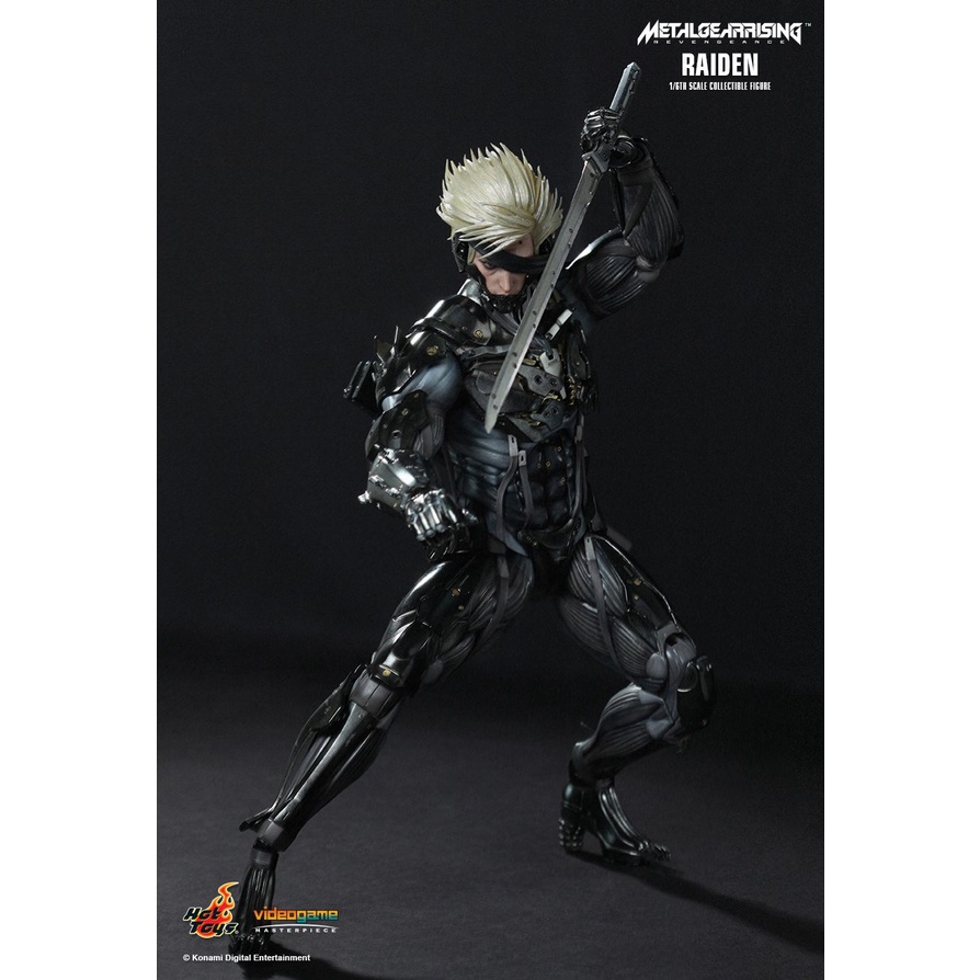 Hot Toys Raiden Metal Gear Rising Revengeance VGM 17