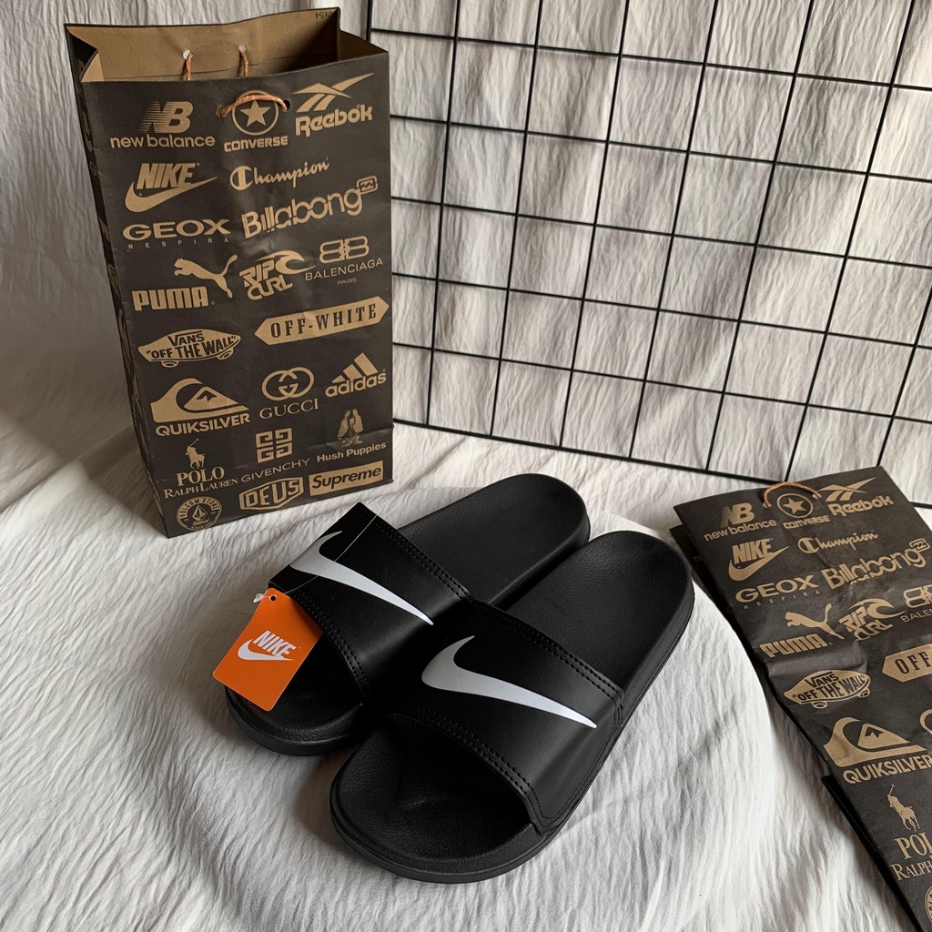 SANDAL COWOK KOREAN SLOP PILON IMPORT SANGAT RINGAN DIPAKAI DAN ANTI AIR FREE PAPERBAG LOGO NK BLACK Canggu Sandal SANDAL WANITA SLOP TERBARU ANTI SELIP SENDAL FLIP FLOP CEWEK EMPUK RINGAN TAHAN AIR SANDAL WANITA KEKINIAN Sandal Outdoor TEBAL BERKUALITAS