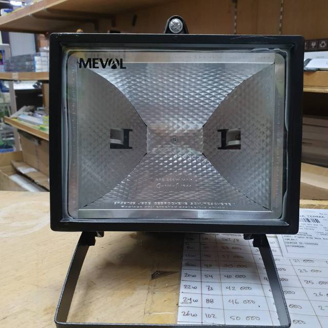 Kap Lampu Sorot Flood Light 300W/500W