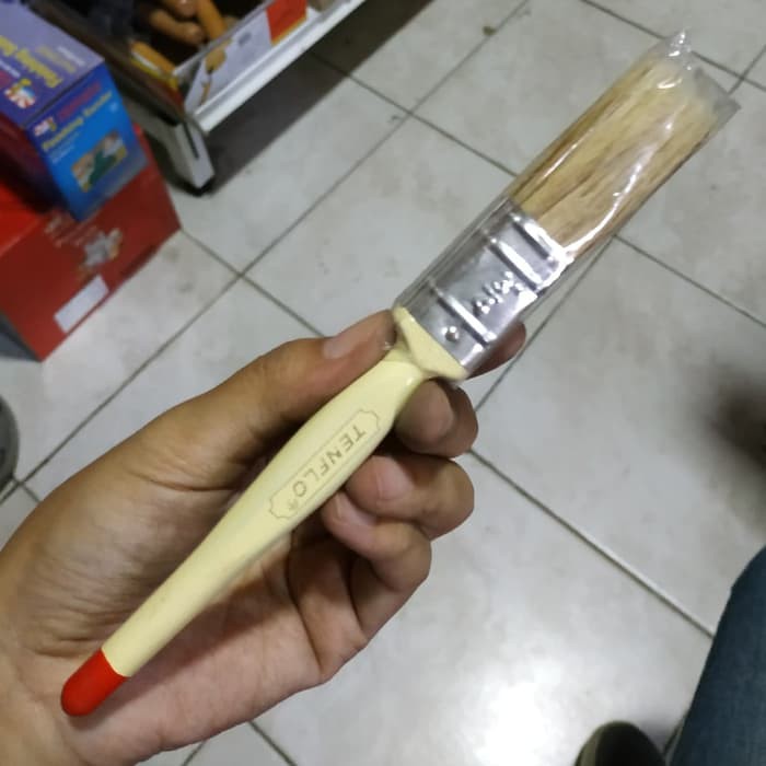 

SKR kuas cat putih 3/4 633