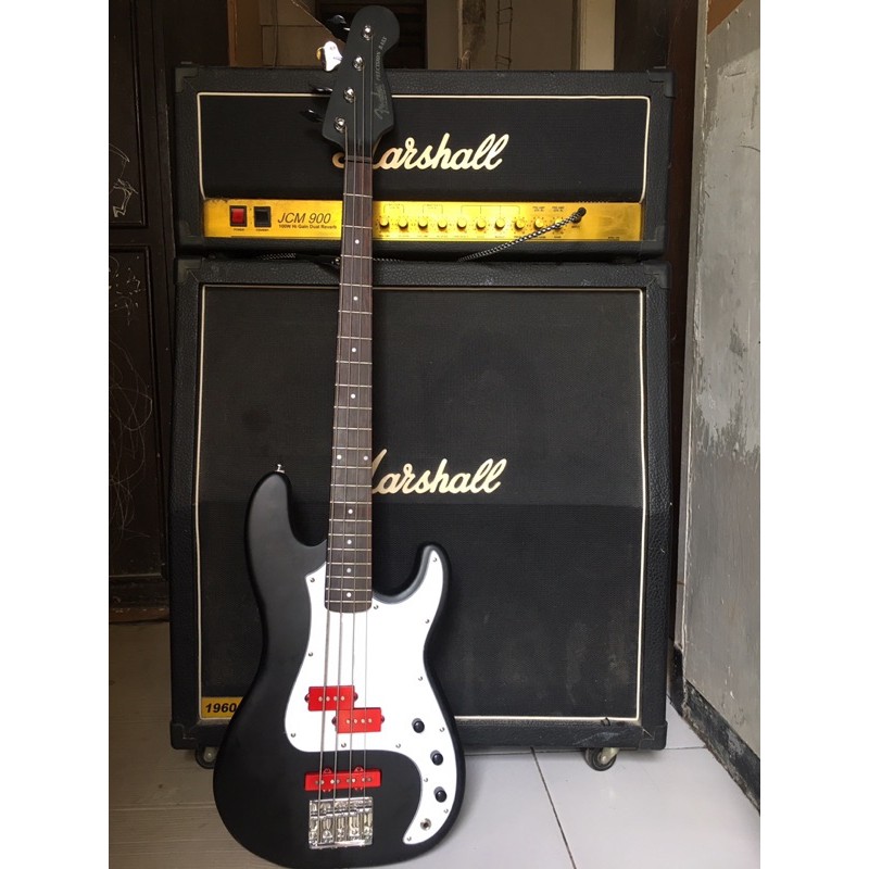 Fender precision bass | bisa di Nego