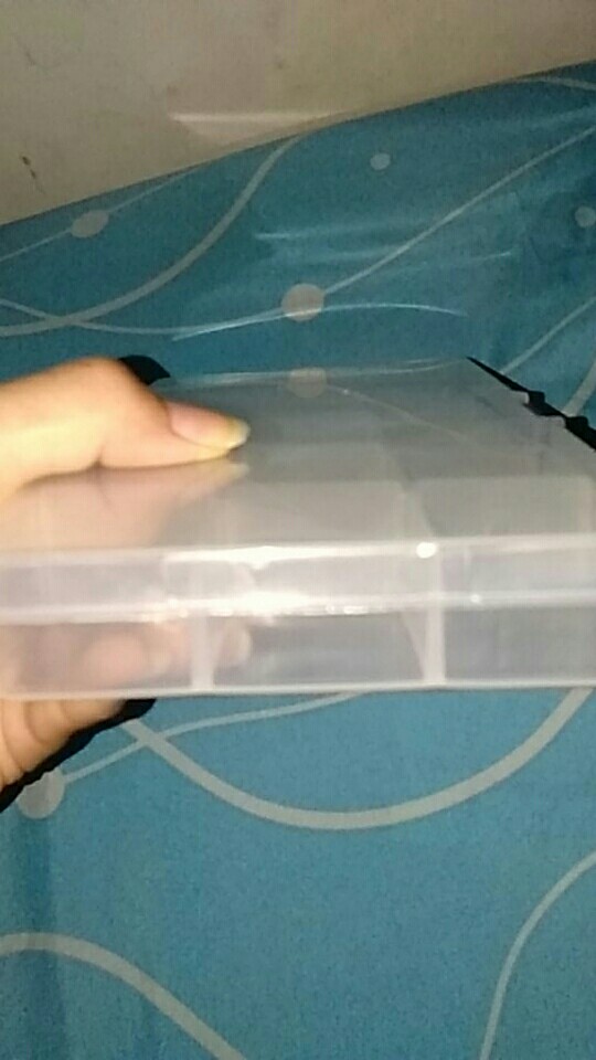 Kotak Plastik 15 Sekat Organizer Perhiasan / Anting/ Manik- Manik