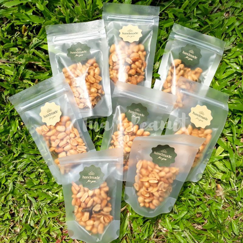 

Kacang Bawang Premium Cemilan