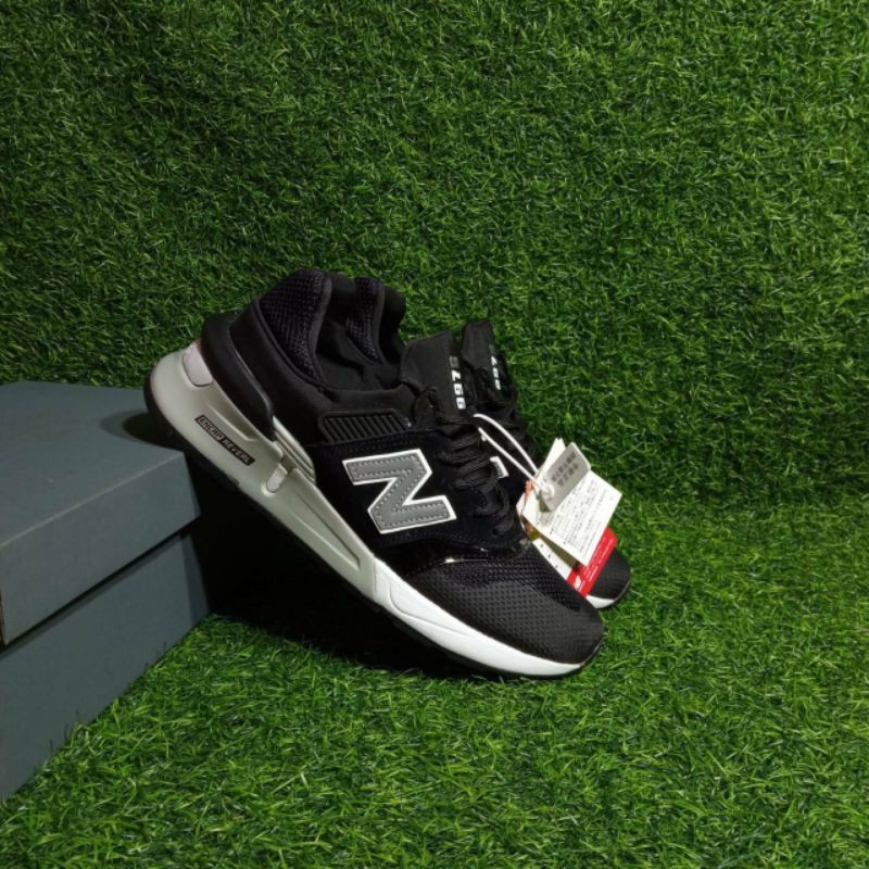 NEW BALANCE MS997XTD BLACK WHITE