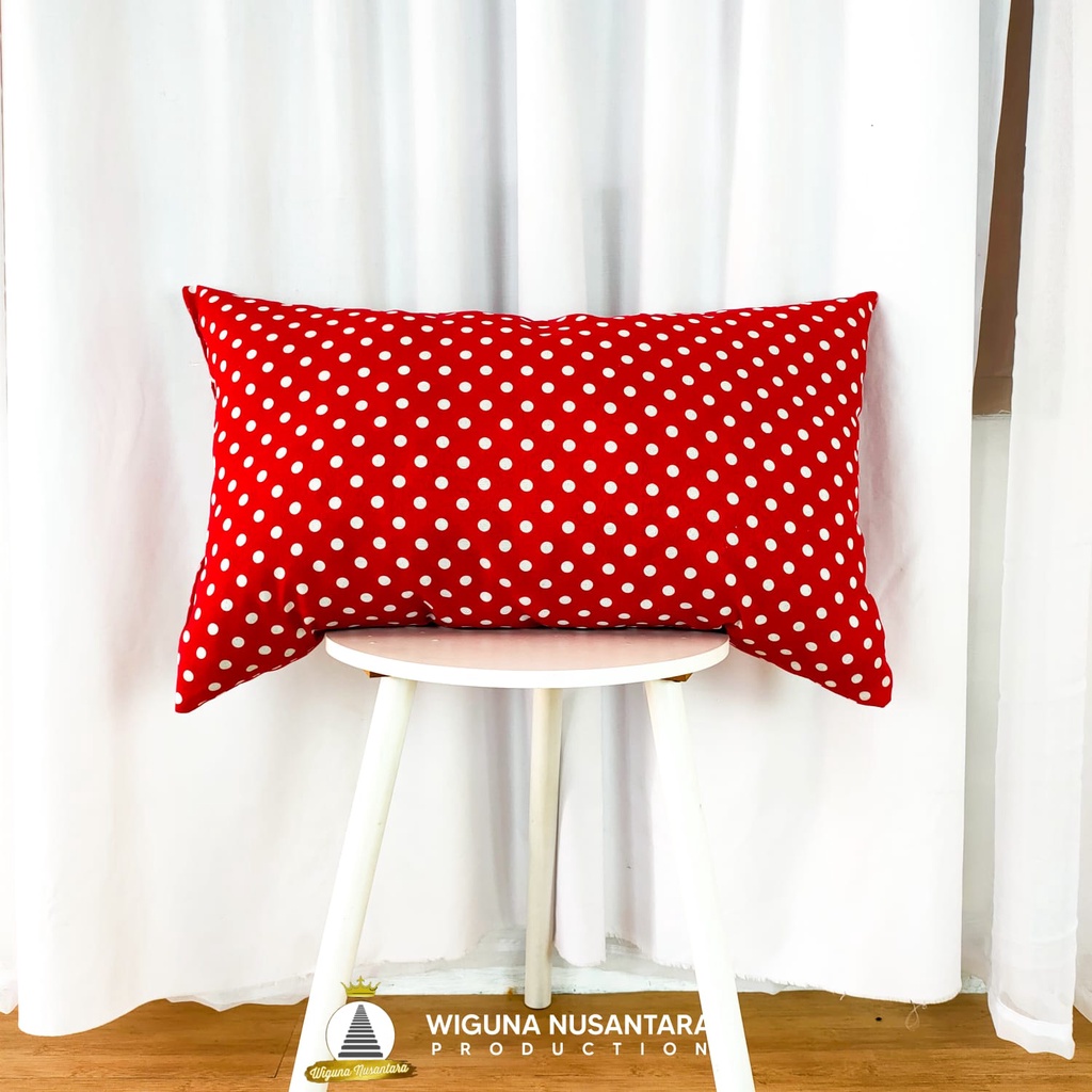 Bantal Tidur Polkadot Super 65 x 45