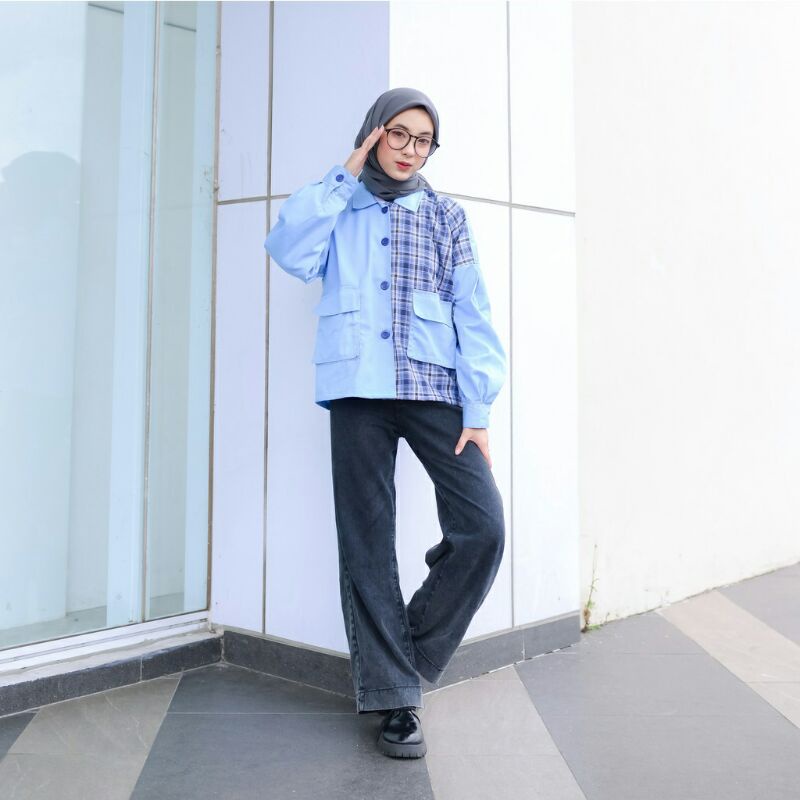 Beli 2 Gratis 1 Mona Oversized Shirt Jacket Two Tone