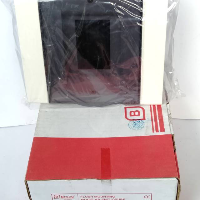 BOX MCB 4GROUP BROCO /FUSE BOX BROCO