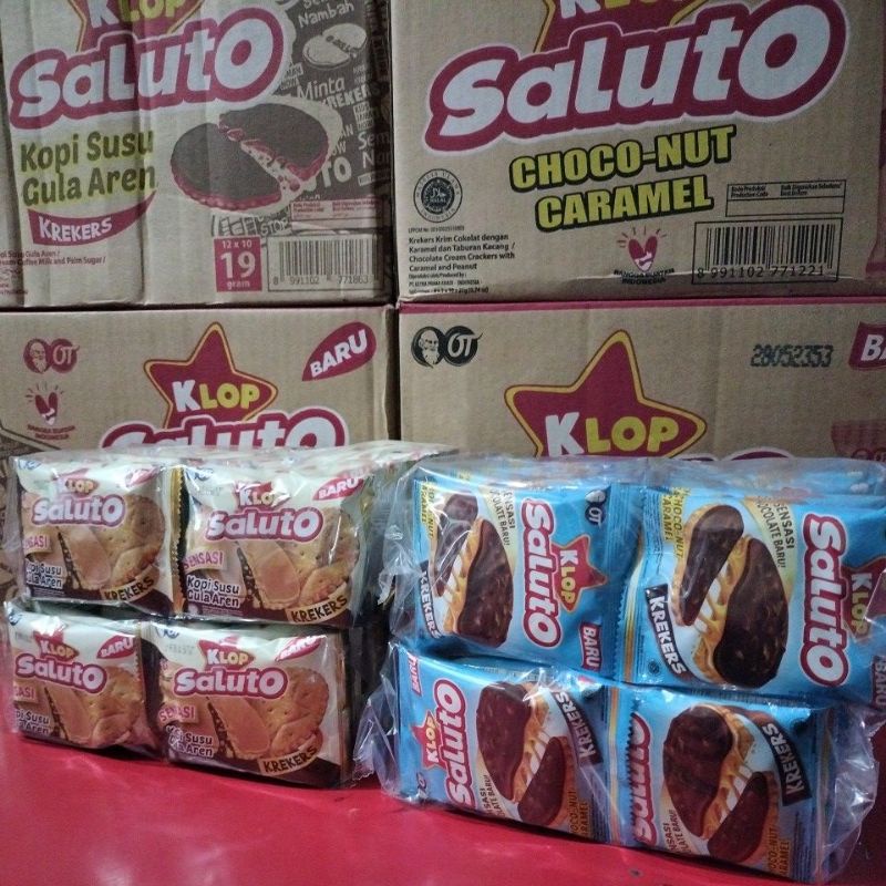 

klop saluto krekers dengan krim kopi susu gula aren