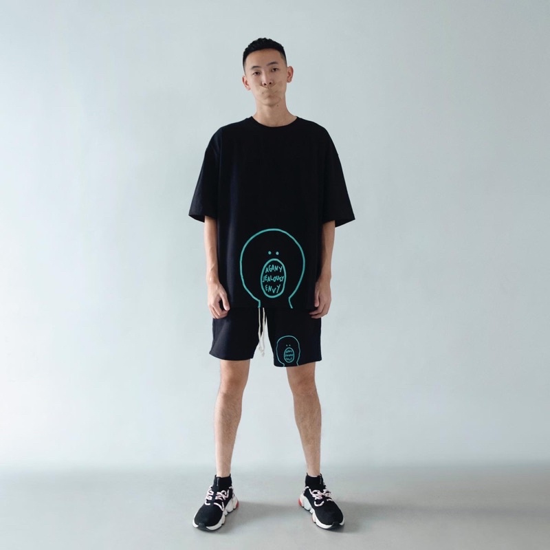 FAITH FADE DYSTOPIA - Lean On Oversized Tee (Black)