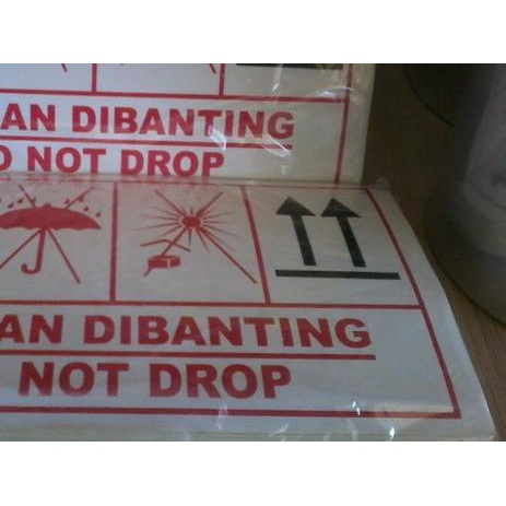 

❃ STIKER FRAGILE 11cm x 17cm (min 50 pcs) ➹