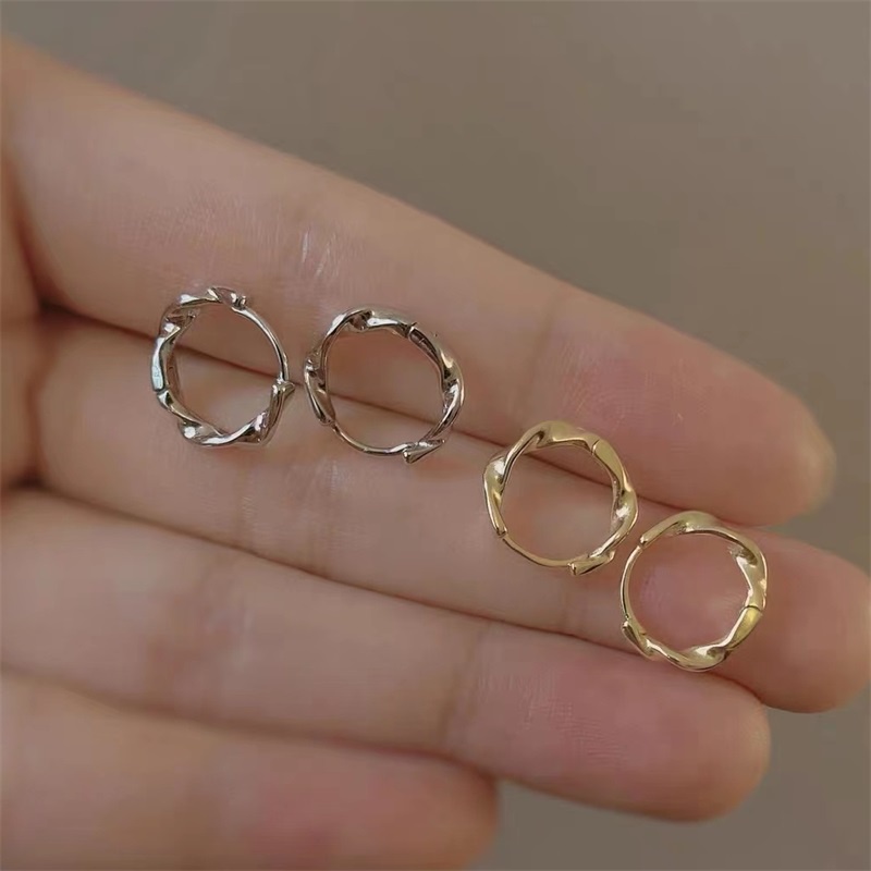 Anting s925 Silver Needle Bentuk Geometris Twisted Gaya Korea Untuk Wanita