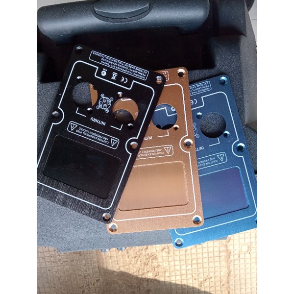 Plat terminal speakon