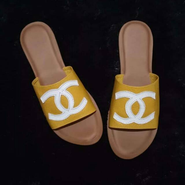 Sandal Teplek Wanita Model Channel
