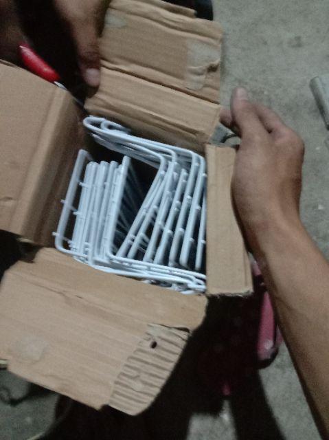 Hook Cantolan Ram Display Sepatu