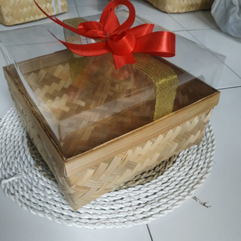 

(B269) Besek Bambu 25cm Mika Tinggi|Hampers|Hantaran Nikahan|Wadah Tempat Kosmetik|Serahan|Kado