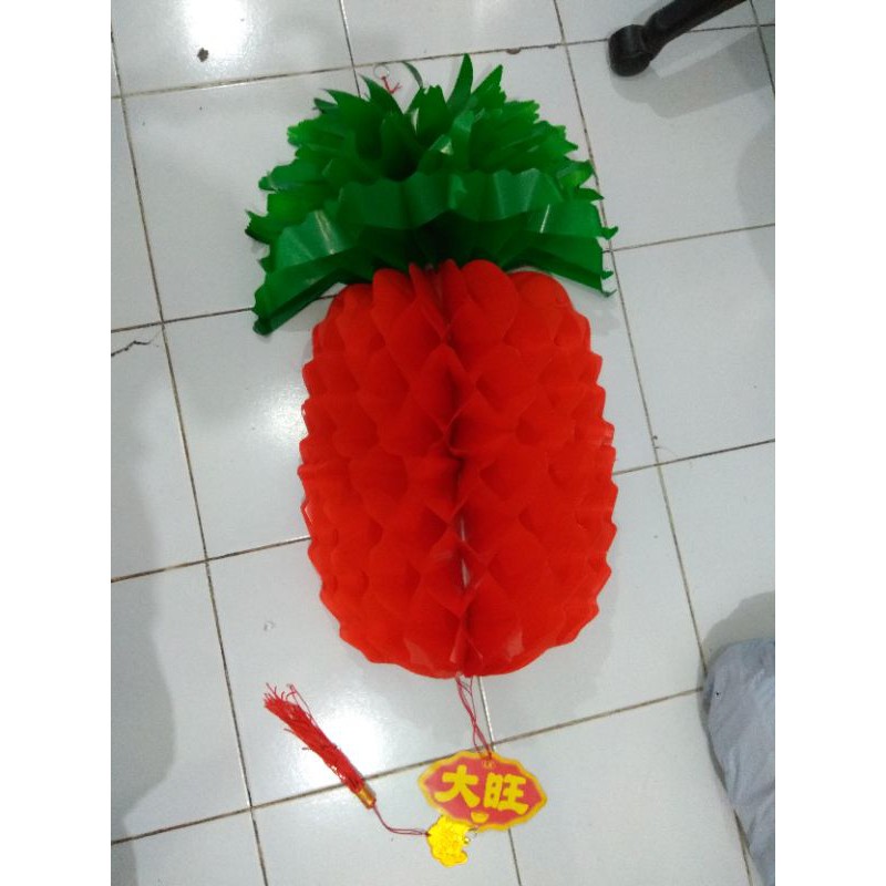 hiasan gantung Imlek nanas merah jumbo