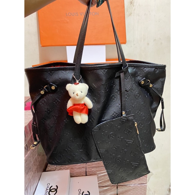 TAS ORDINARY TAS LV NEVERFULL EMBOS TOGO BLACK FULL EMBOS FREE BONEKA SYANTIK
