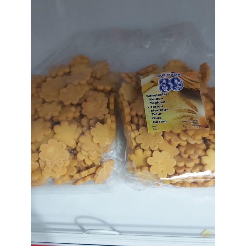 

Kue Asin 89 Asli Bangka / Kue Masin 89 / Cookies Asin Bangka