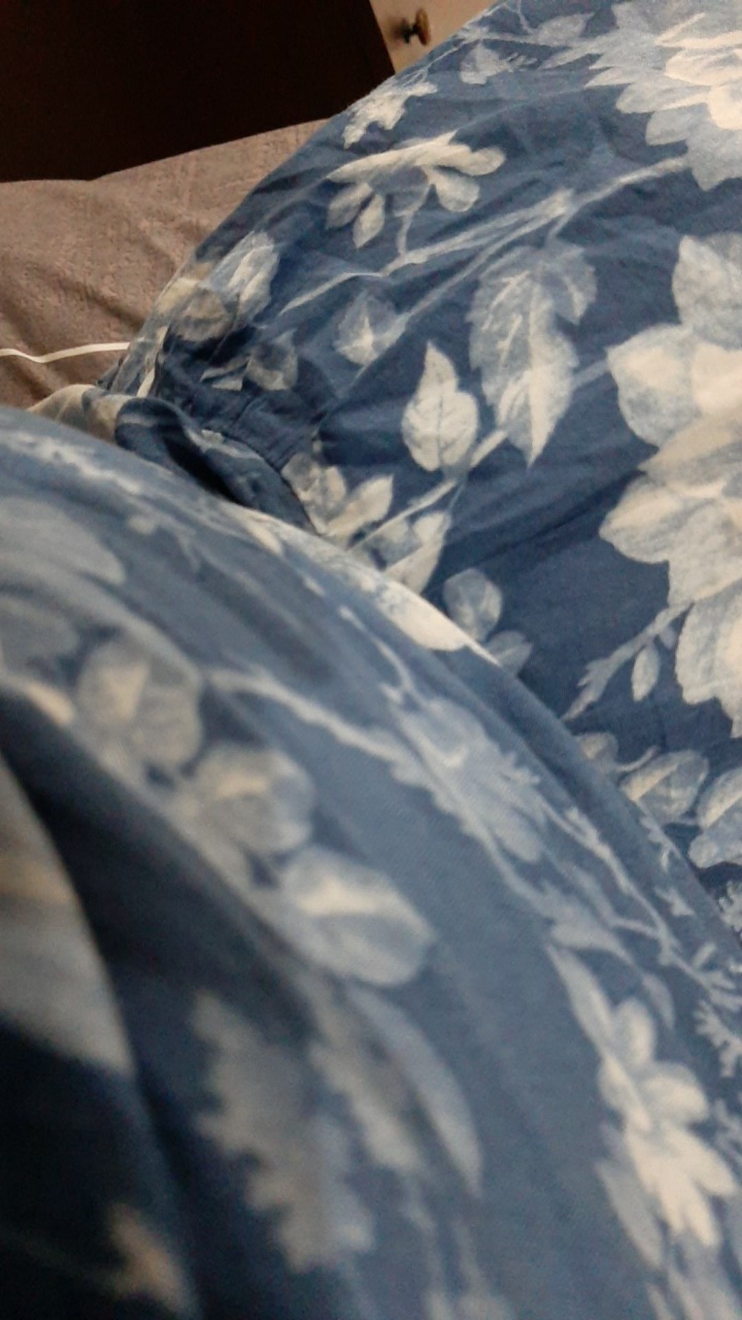 Kain Viscose Lebar 115 Cm Motif Bintik Kecil Warna Ungu