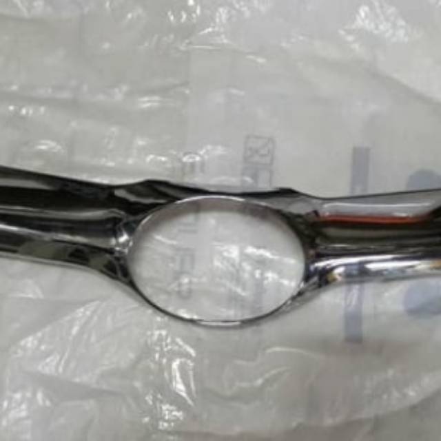 lis hood moulding chrome avanza xenia 2017