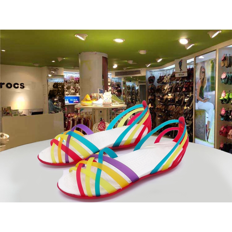 shoe stores that sell crocs