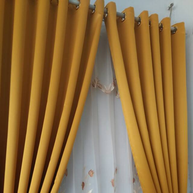 Gorden Minimalis POLOS KUNING gold doff