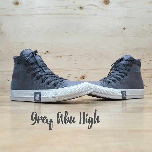 Converse Chuck Taylor New Release Undefeated High Tinggi Abu Grey