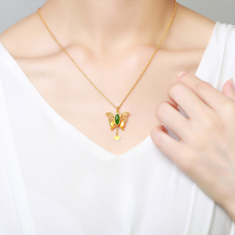 [Ready Stock]Fashion Gold-Plated Inlaid Green Jade Butterfly Pendant Necklace