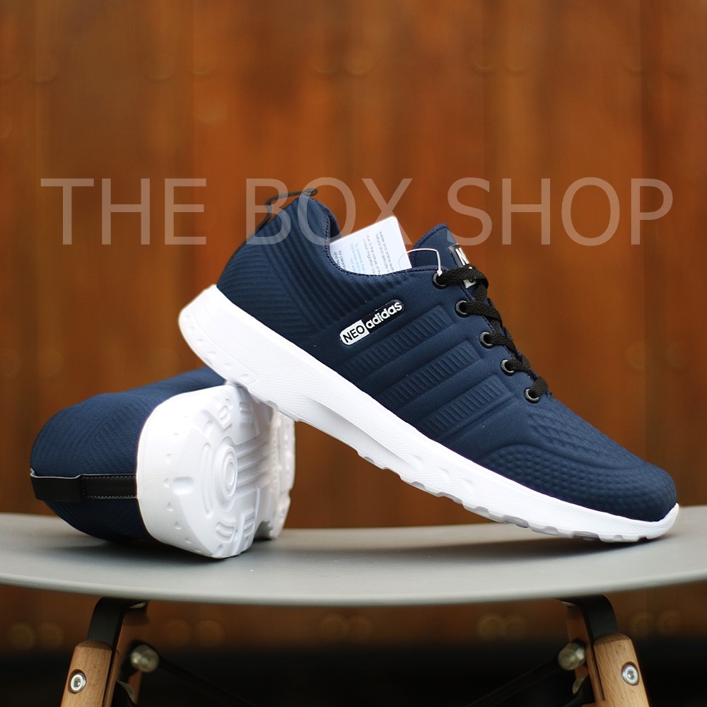 sepatu sneakers pria adidas