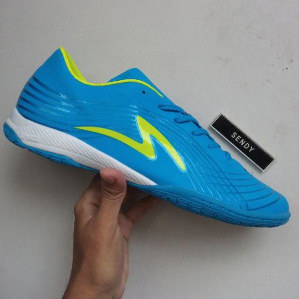 Specs Accelerator Infinity 19 IN Ultra Blue Safety Yellow 400889 Sepatu Futsal Original