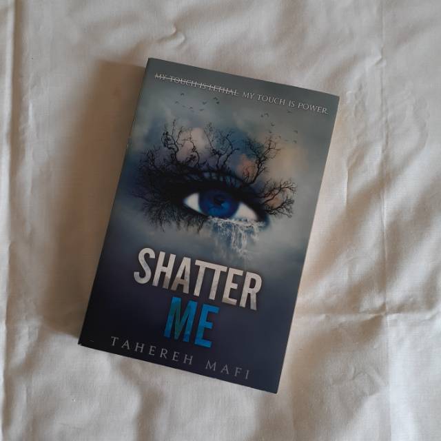 [ preloved ] Shatter Me